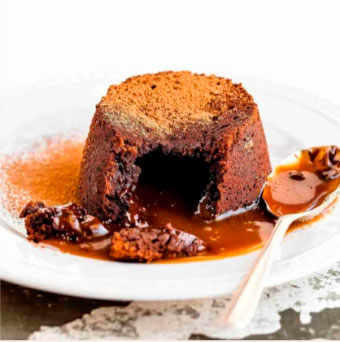 Air Fryer chocolate molten lava cakes